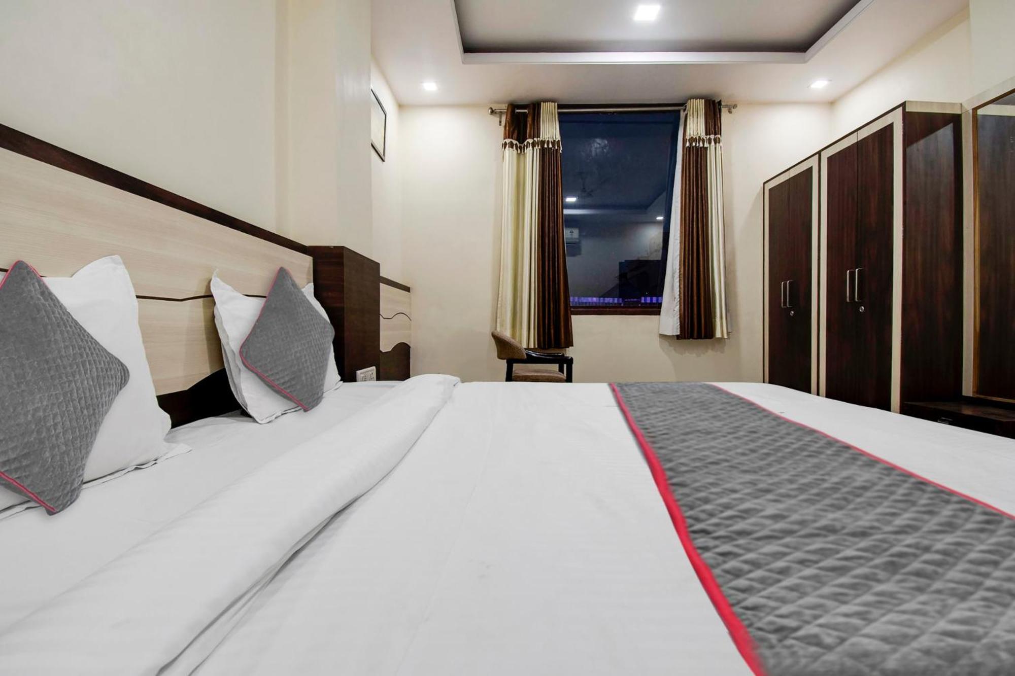 Capital O Pink Peral Hotel Jaipur Exterior photo