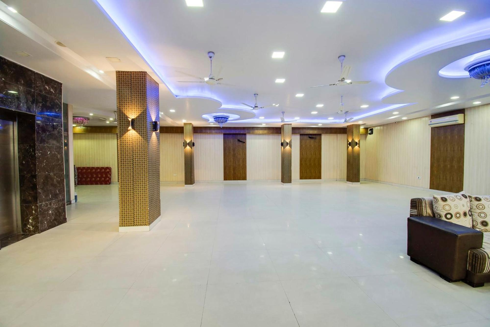 Capital O Pink Peral Hotel Jaipur Exterior photo