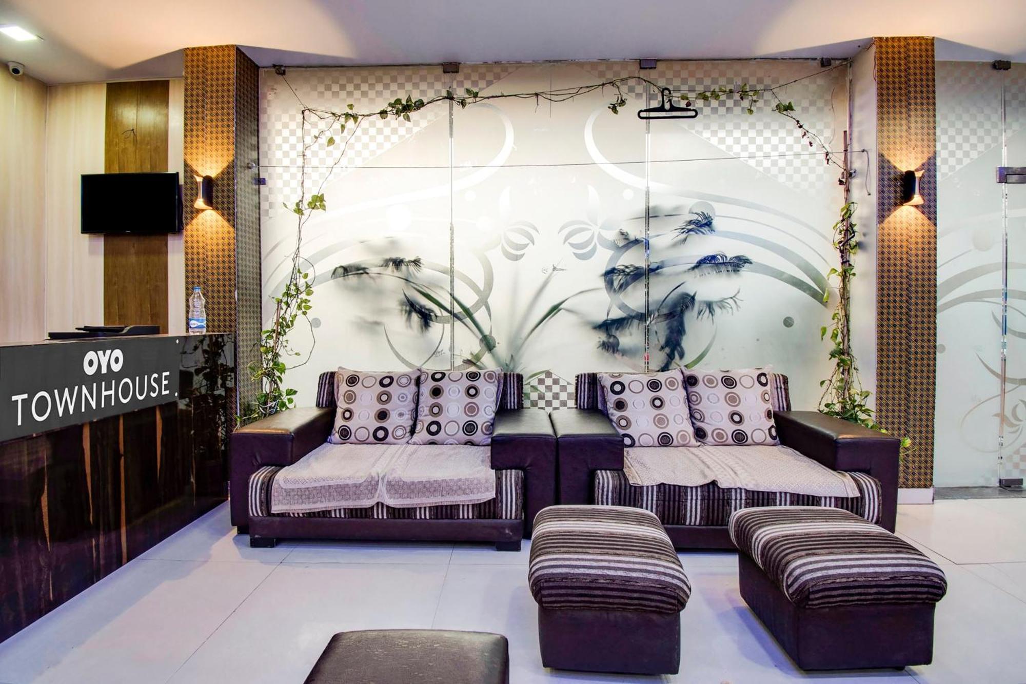 Capital O Pink Peral Hotel Jaipur Exterior photo