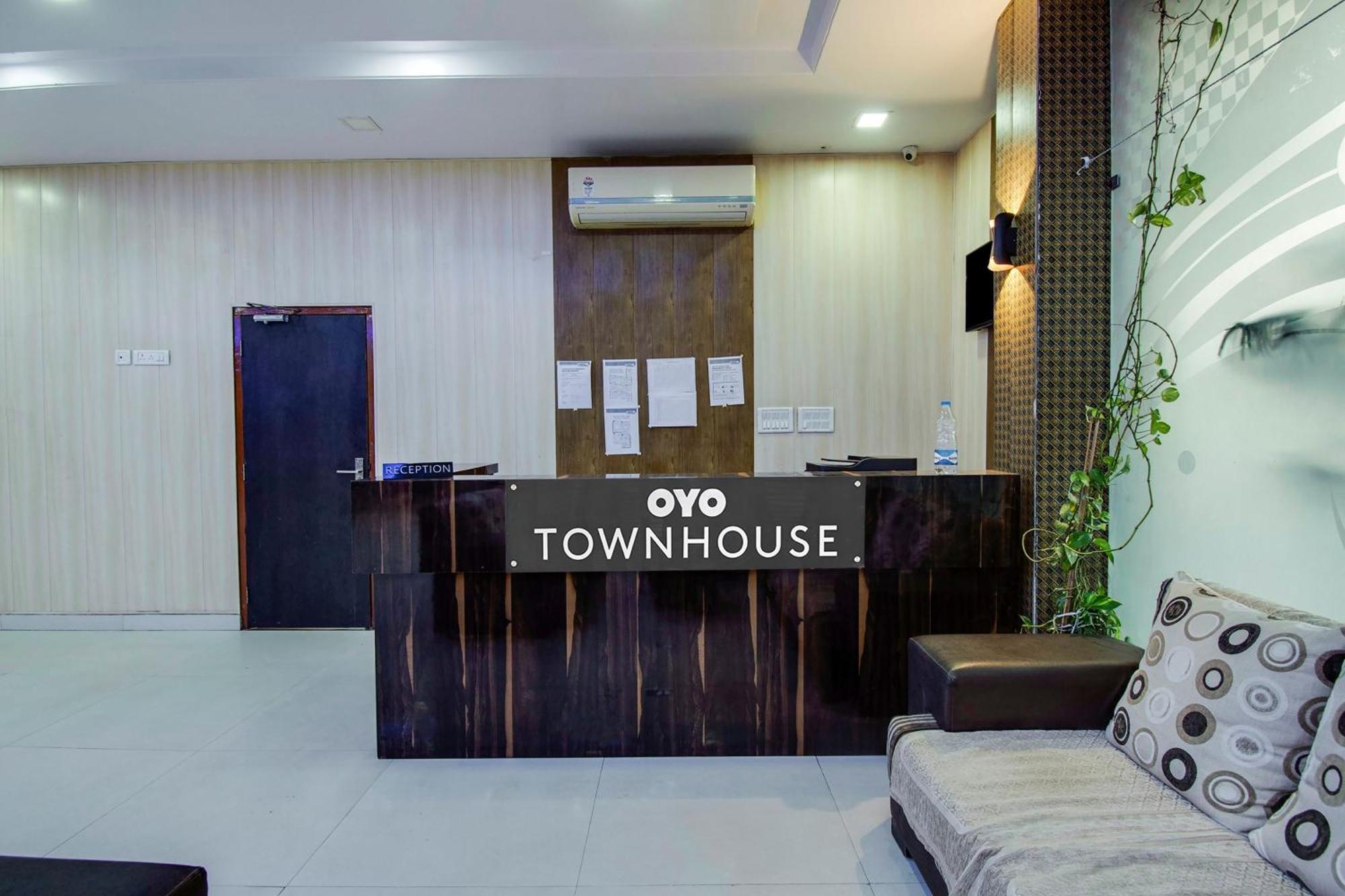 Capital O Pink Peral Hotel Jaipur Exterior photo